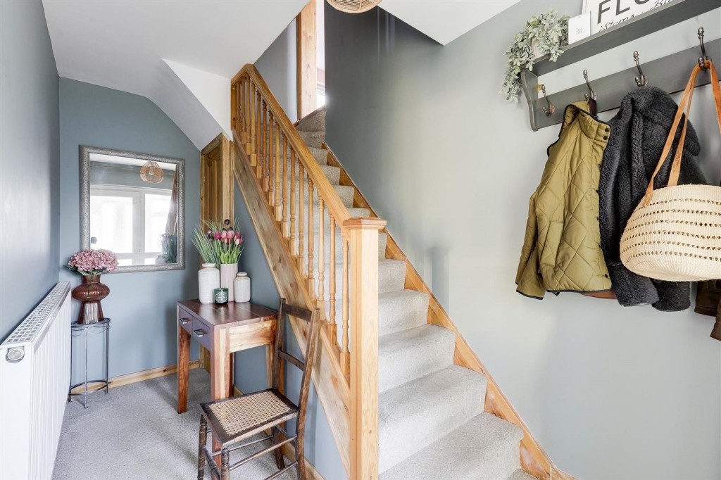 Walsingham Road, Woodthorpe, NG5