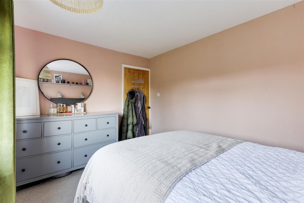 Walsingham Road, Woodthorpe, NG5