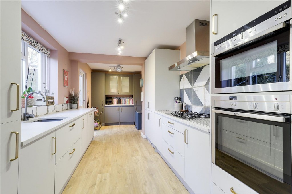 Walsingham Road, Woodthorpe, NG5