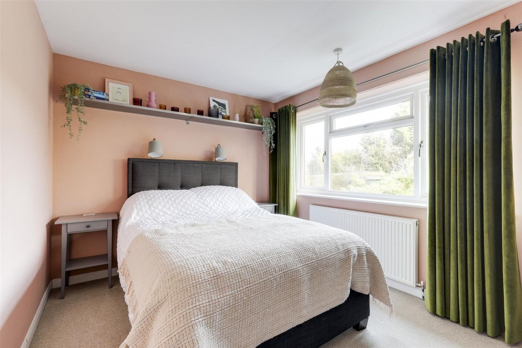 Walsingham Road, Woodthorpe, NG5