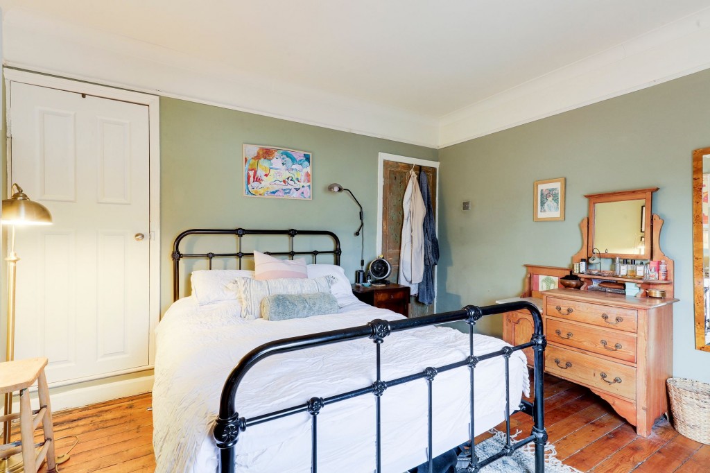 Cornhill Road, Carlton, NG4