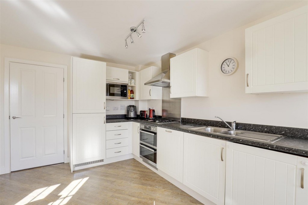 Ashington Drive, Arnold, NG5