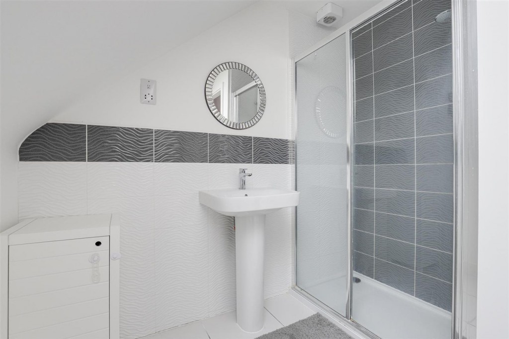 Ashington Drive, Arnold, NG5