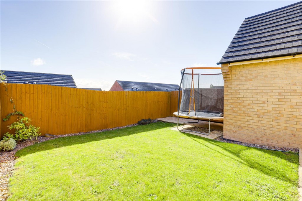 Ashington Drive, Arnold, NG5