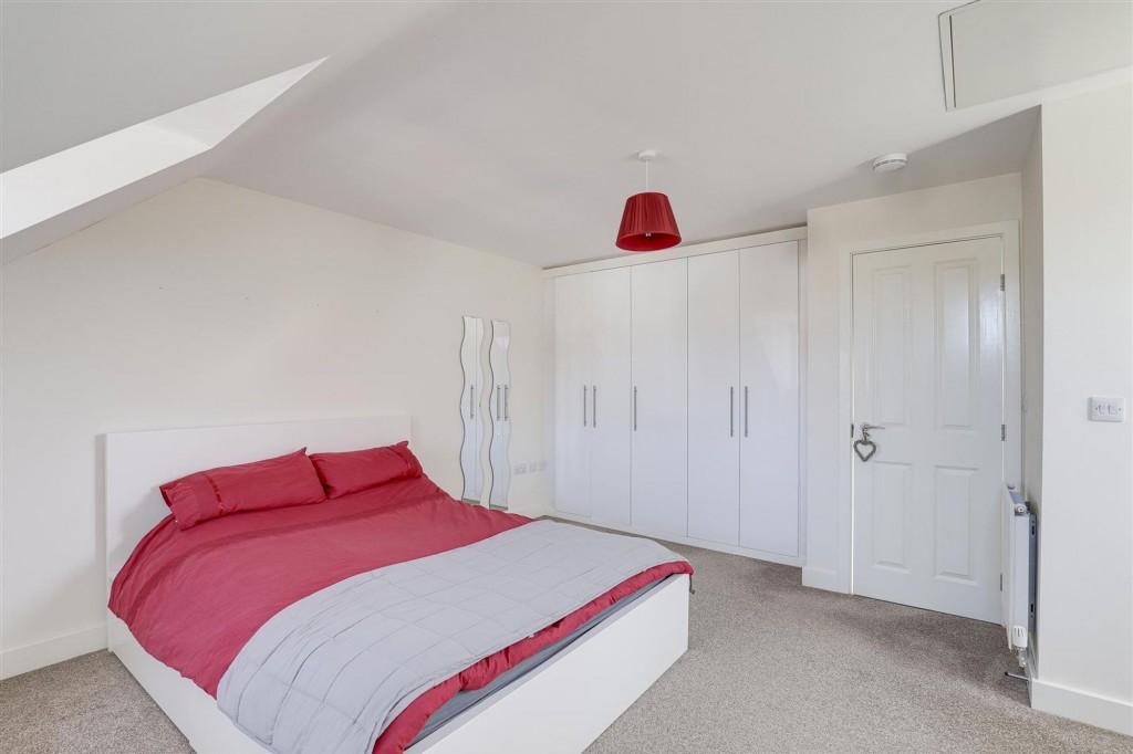 Ashington Drive, Arnold, NG5