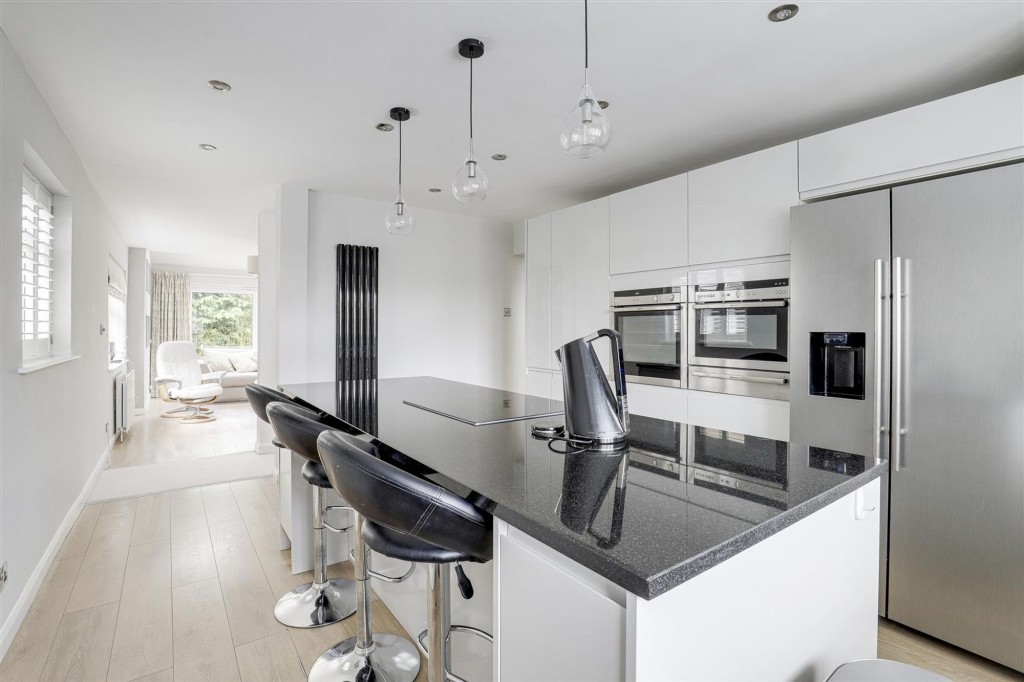 St. Marys Close, Attenborough, NG9