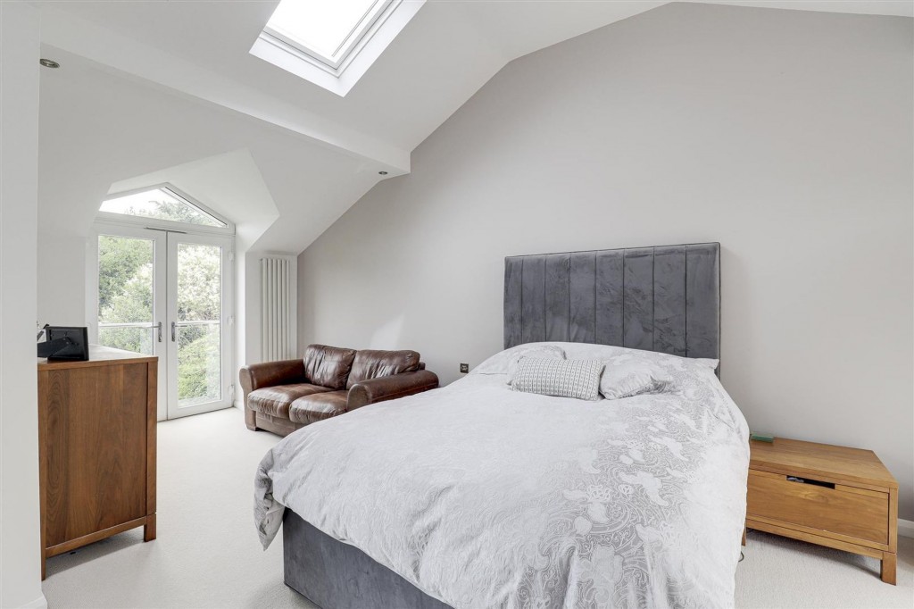 St. Marys Close, Attenborough, NG9