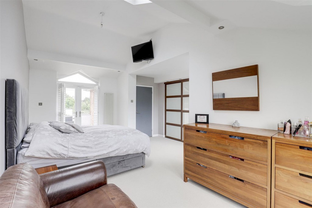 St. Marys Close, Attenborough, NG9