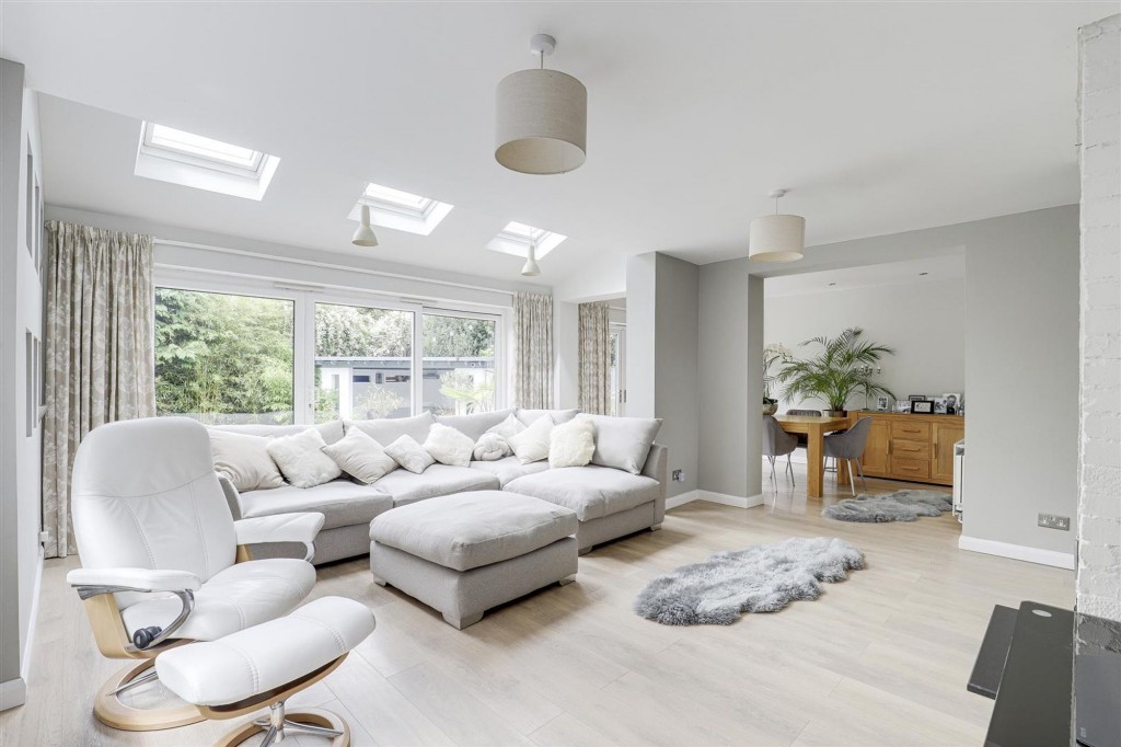 St. Marys Close, Attenborough, NG9