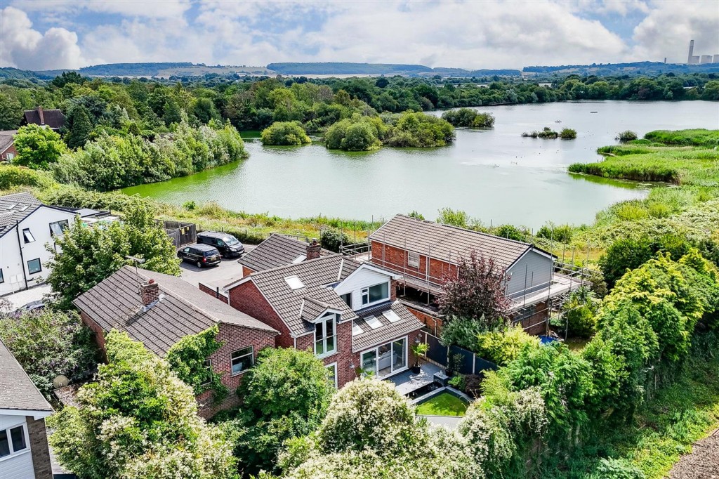 St. Marys Close, Attenborough, NG9