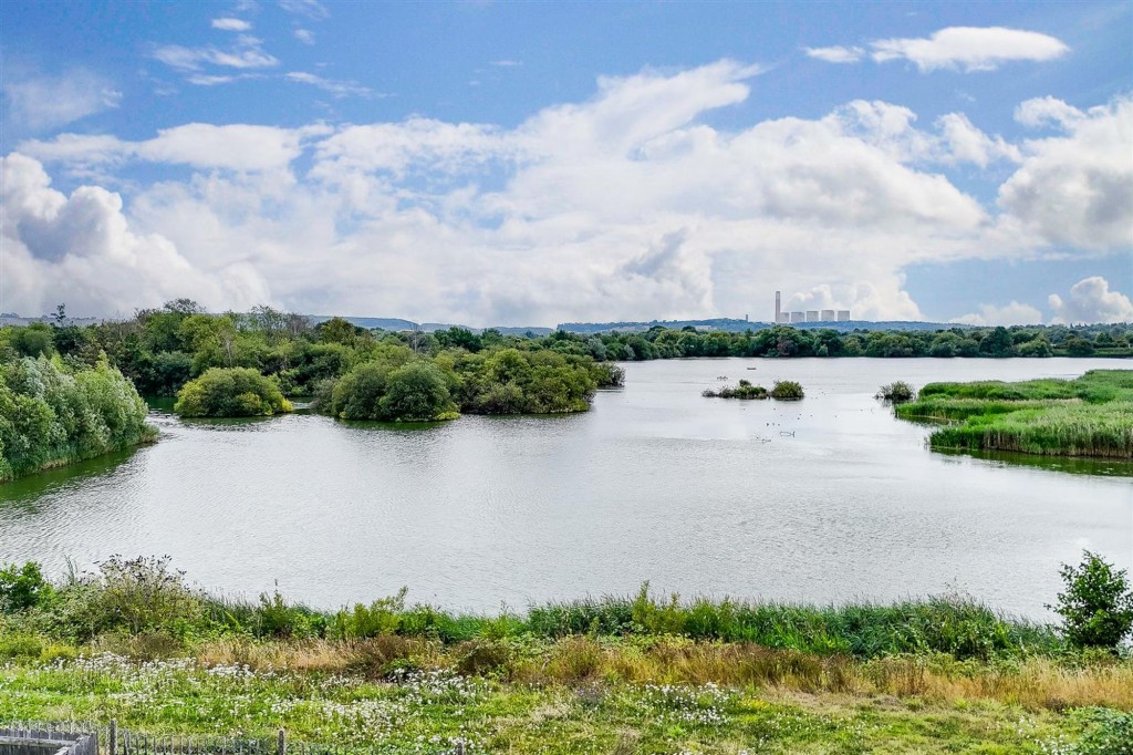 St. Marys Close, Attenborough, NG9