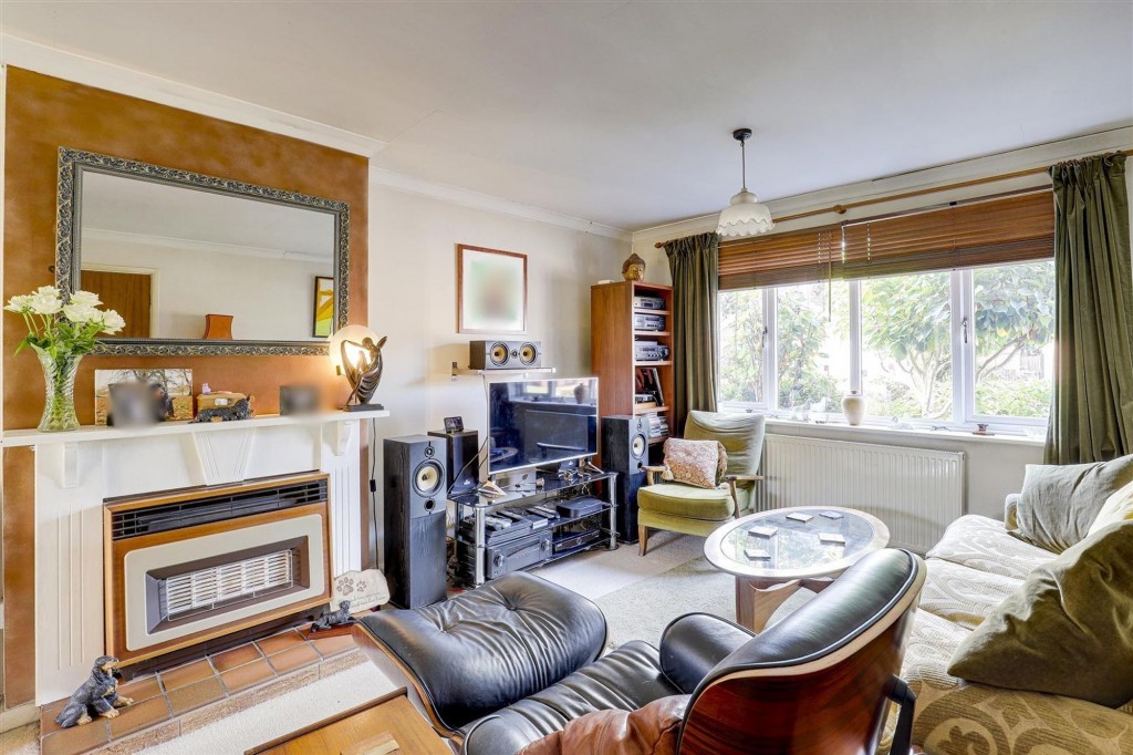 Tiree Close, Trowell, NG9