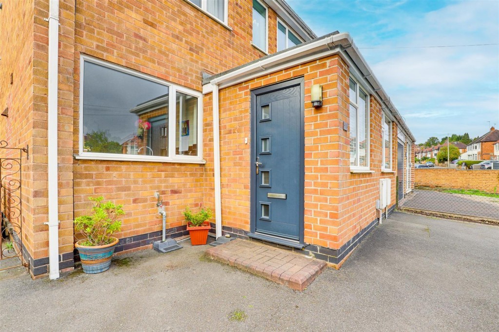 Foxhill Road, Carlton, NG4