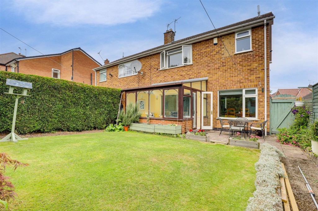 Foxhill Road, Carlton, NG4