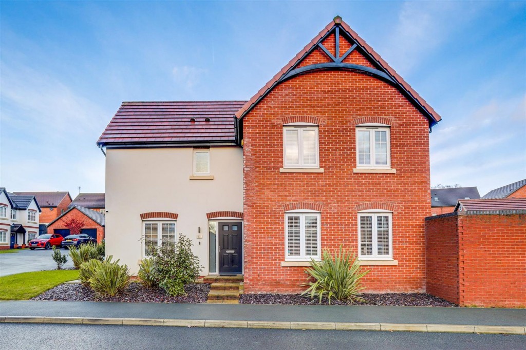 Damstead Park Avenue, Alfreton, DE55