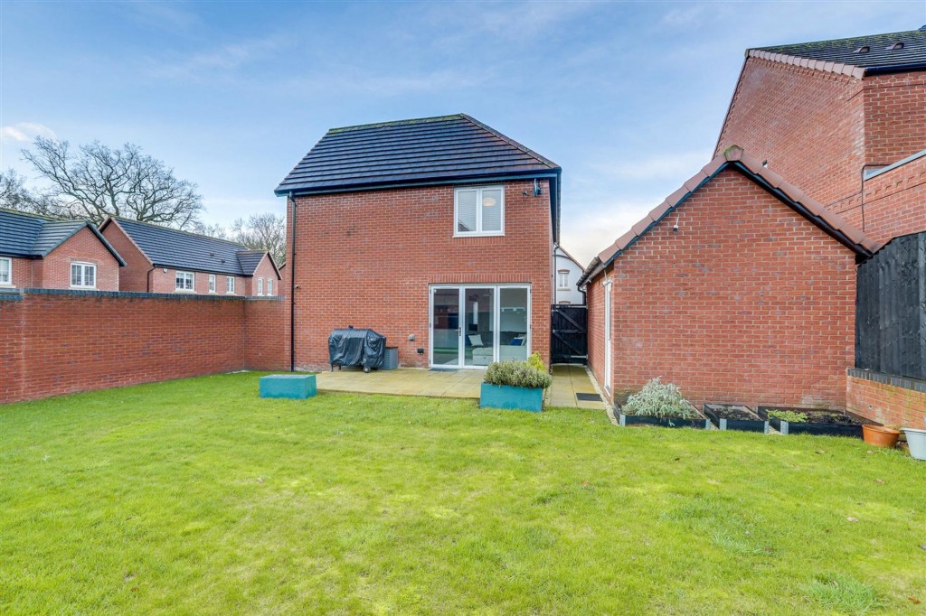 Damstead Park Avenue, Alfreton, DE55