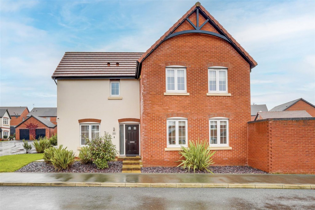 Damstead Park Avenue, Alfreton, DE55