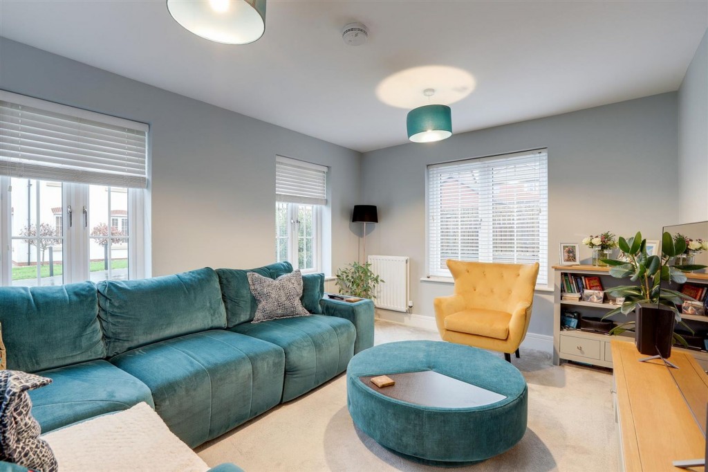 Damstead Park Avenue, Alfreton, DE55