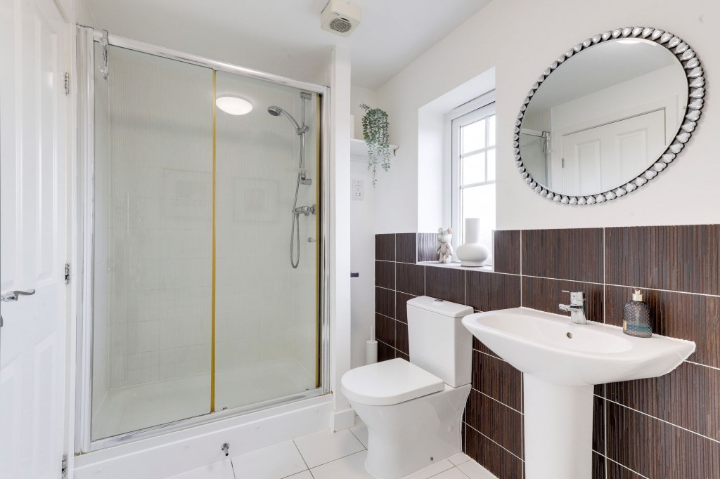Ashington Drive, Arnold, NG5