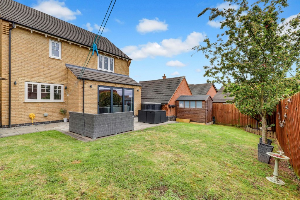 Ashington Drive, Arnold, NG5
