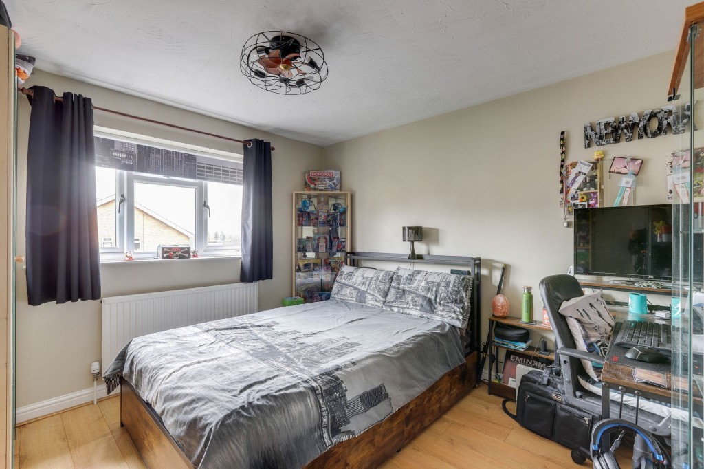 The Pines, Draycott, DE72