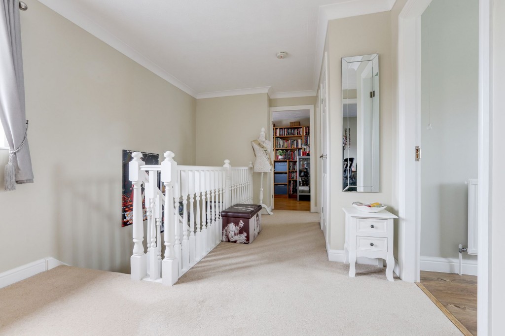 The Pines, Draycott, DE72