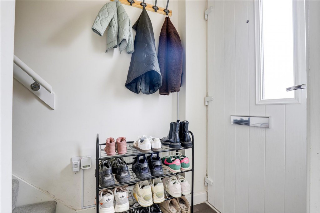 Renshaw Drive, Gedling, NG4