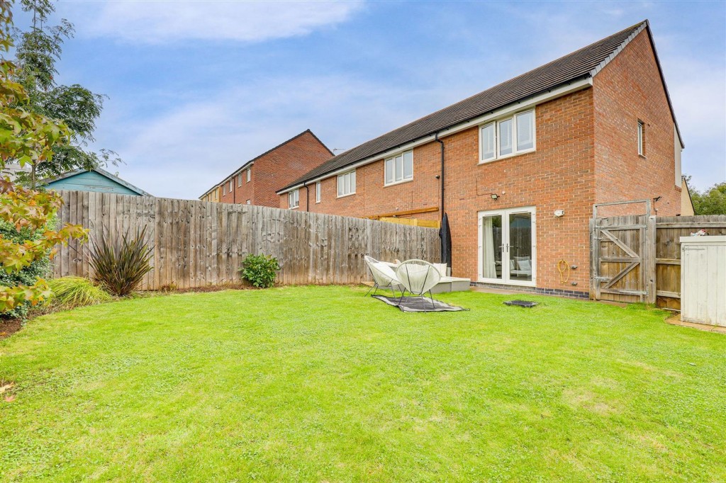 Renshaw Drive, Gedling, NG4