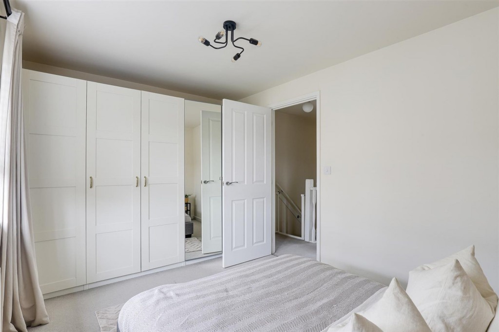 Renshaw Drive, Gedling, NG4