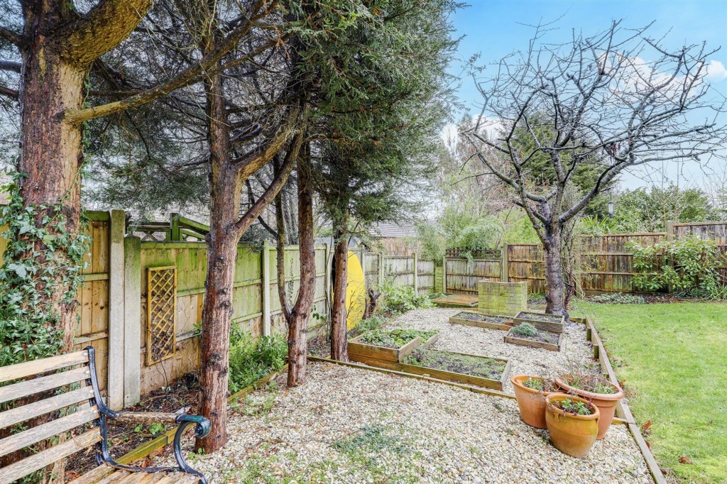 Martindale Close, Gamston, NG2