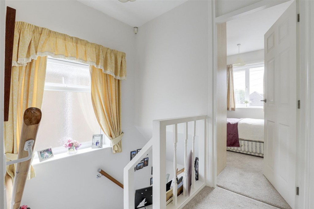 Petworth Avenue, Toton, NG9
