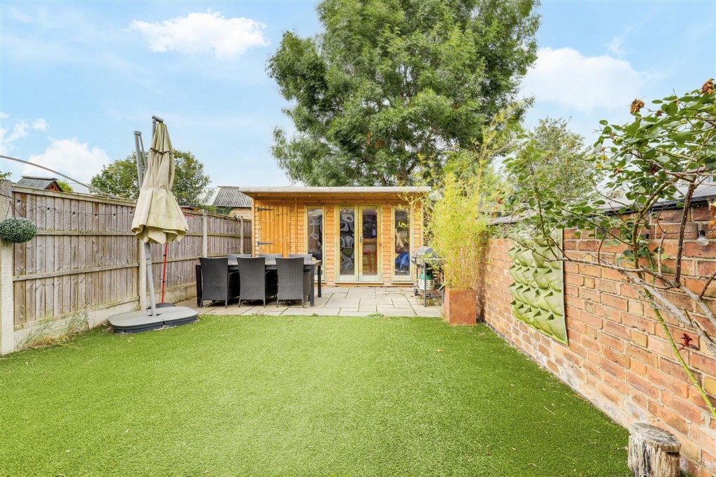 Walton Street, Long Eaton, NG10