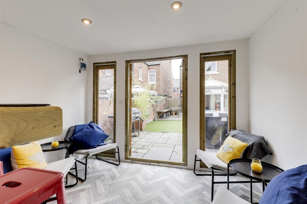 Walton Street, Long Eaton, NG10