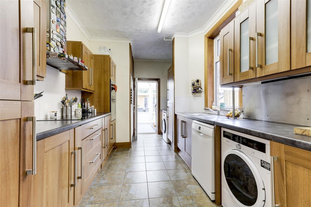 Walton Street, Long Eaton, NG10