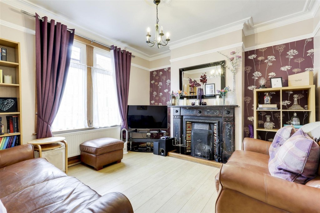 Walton Street, Long Eaton, NG10