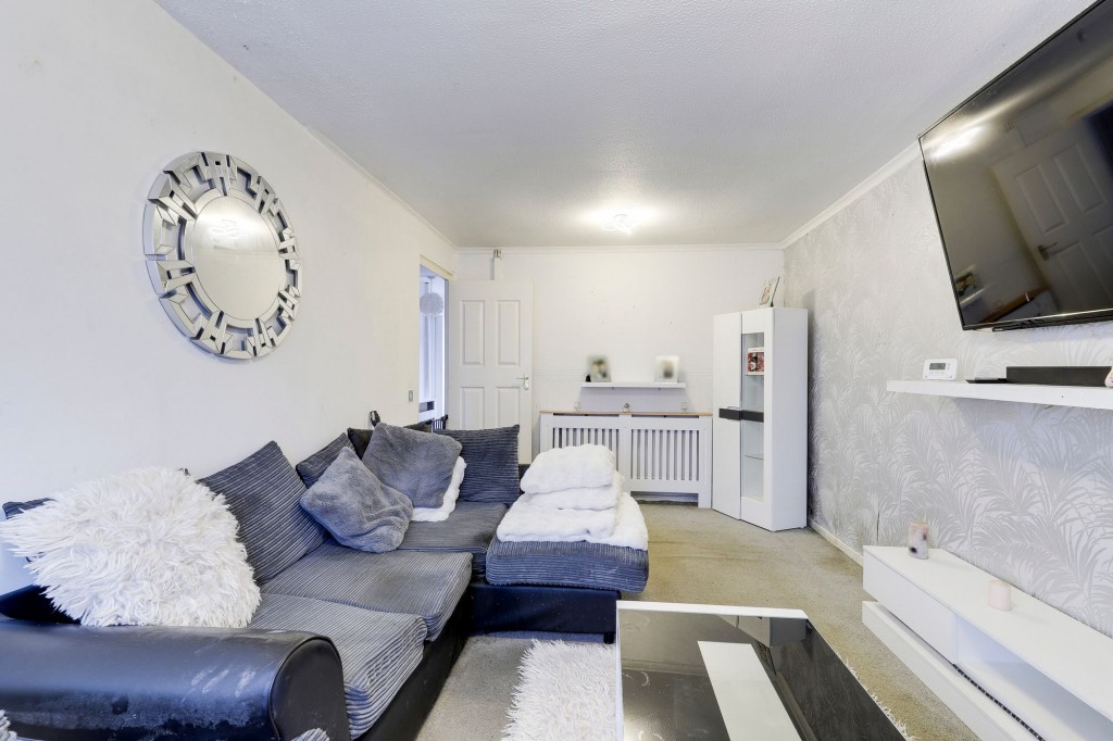 Duchess Gardens, Nottingham, NG6