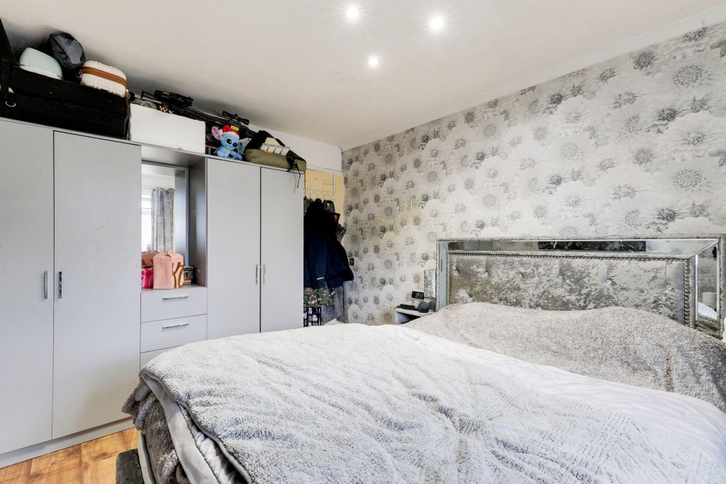 Duchess Gardens, Nottingham, NG6