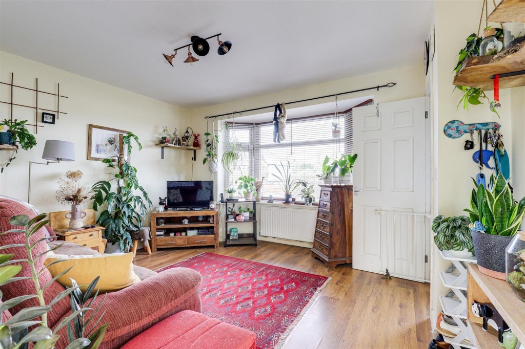 Highfield Drive, Carlton, NG4