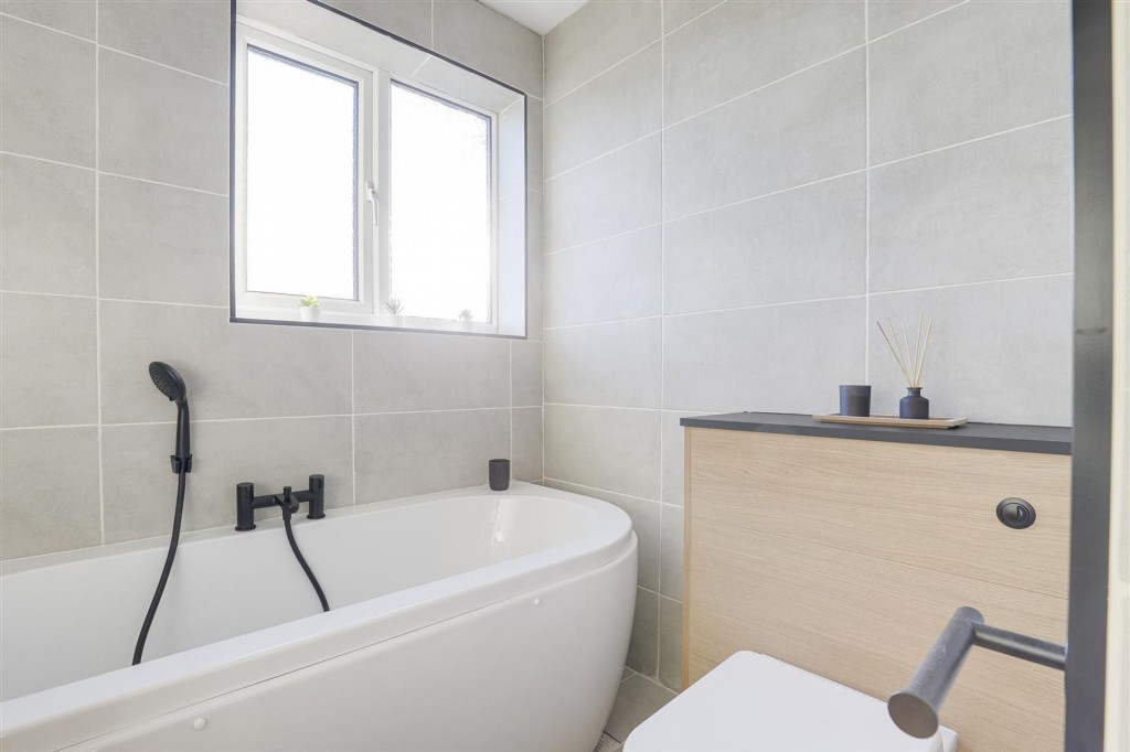 Hartington Avenue, Carlton, NG4