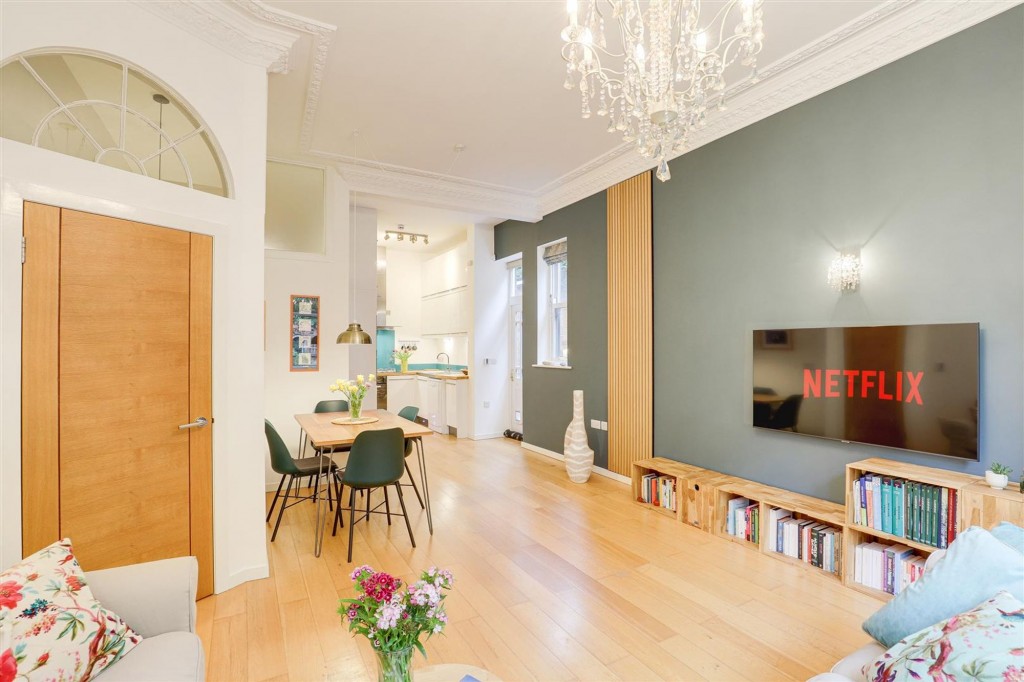 Redcliffe Road, The Garden Apartments, NG3