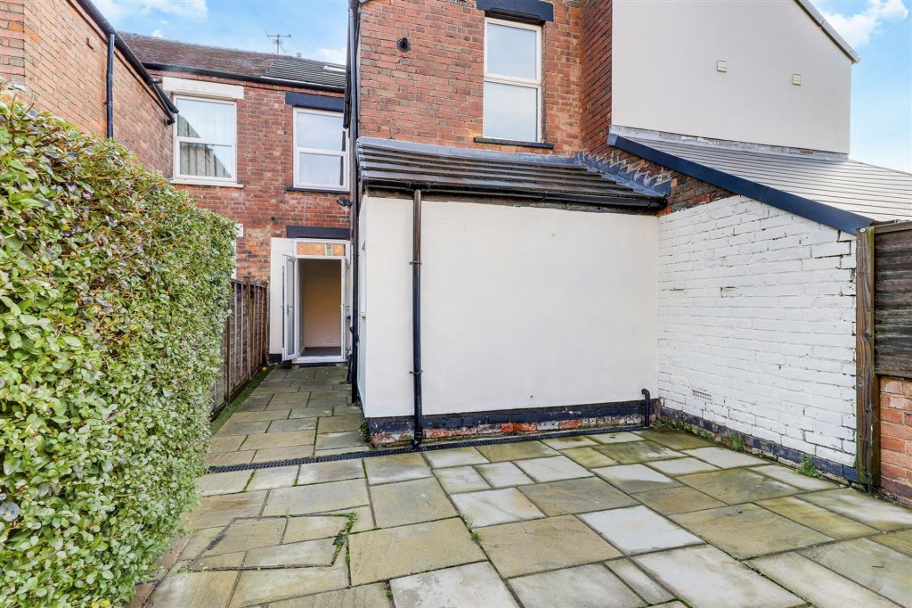 Priory Road, Gedling, NG4
