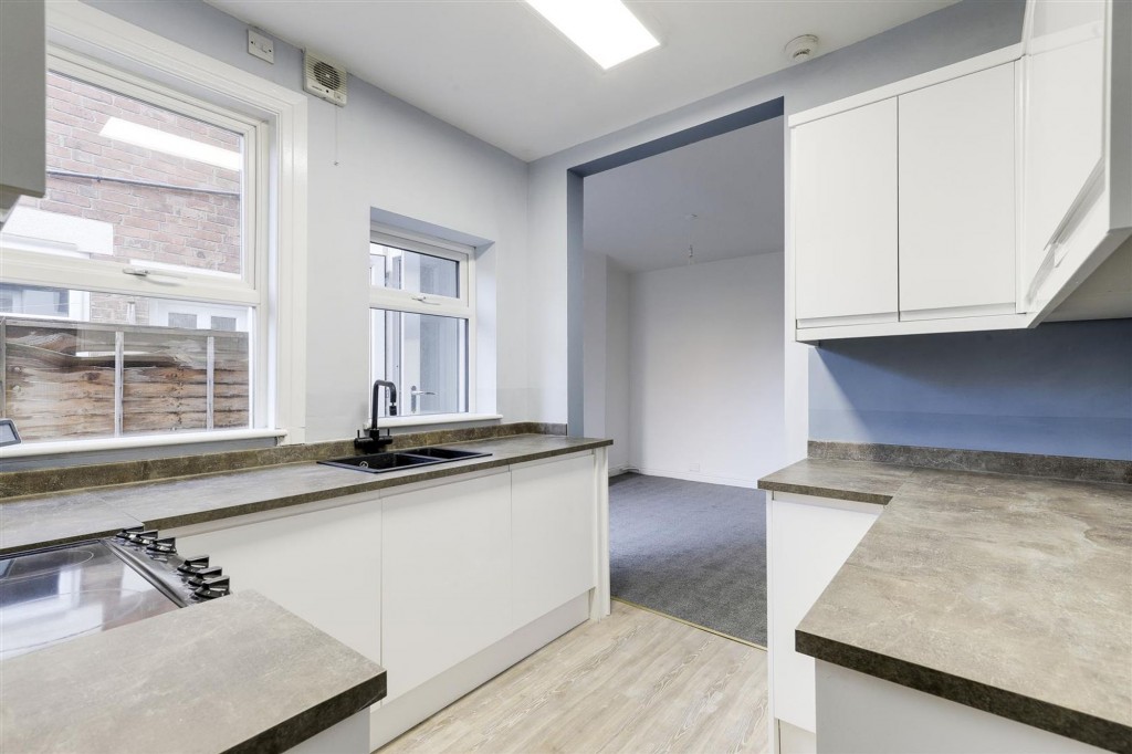 Priory Road, Gedling, NG4