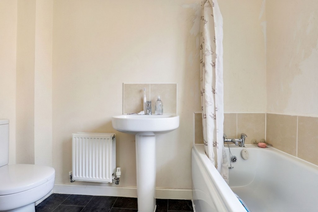 Wenlock Drive, Hucknall, NG15