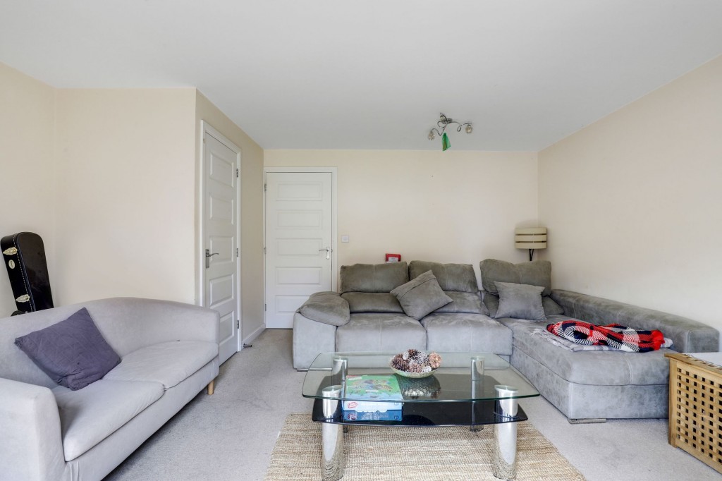 Wenlock Drive, Hucknall, NG15