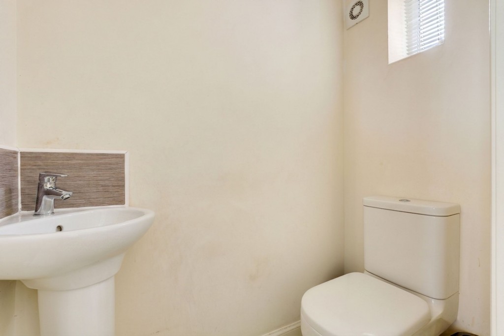 Wenlock Drive, Hucknall, NG15
