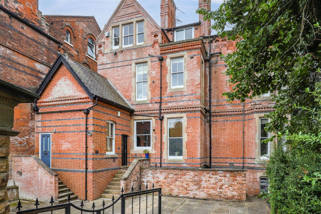 Elm Bank, Nottingham, NG3