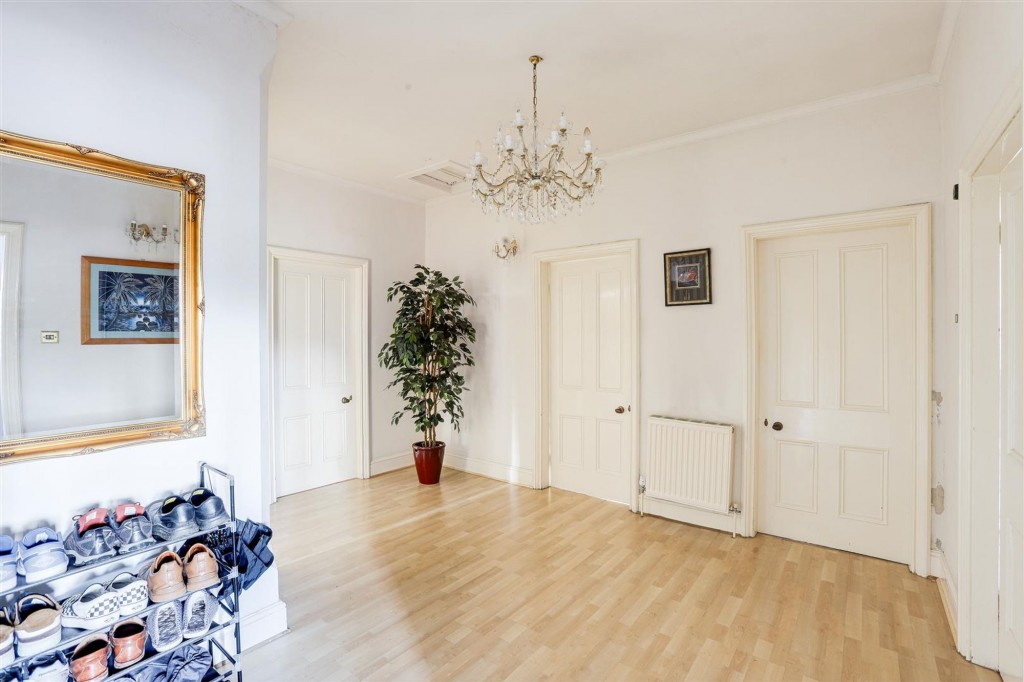 Elm Bank, Nottingham, NG3