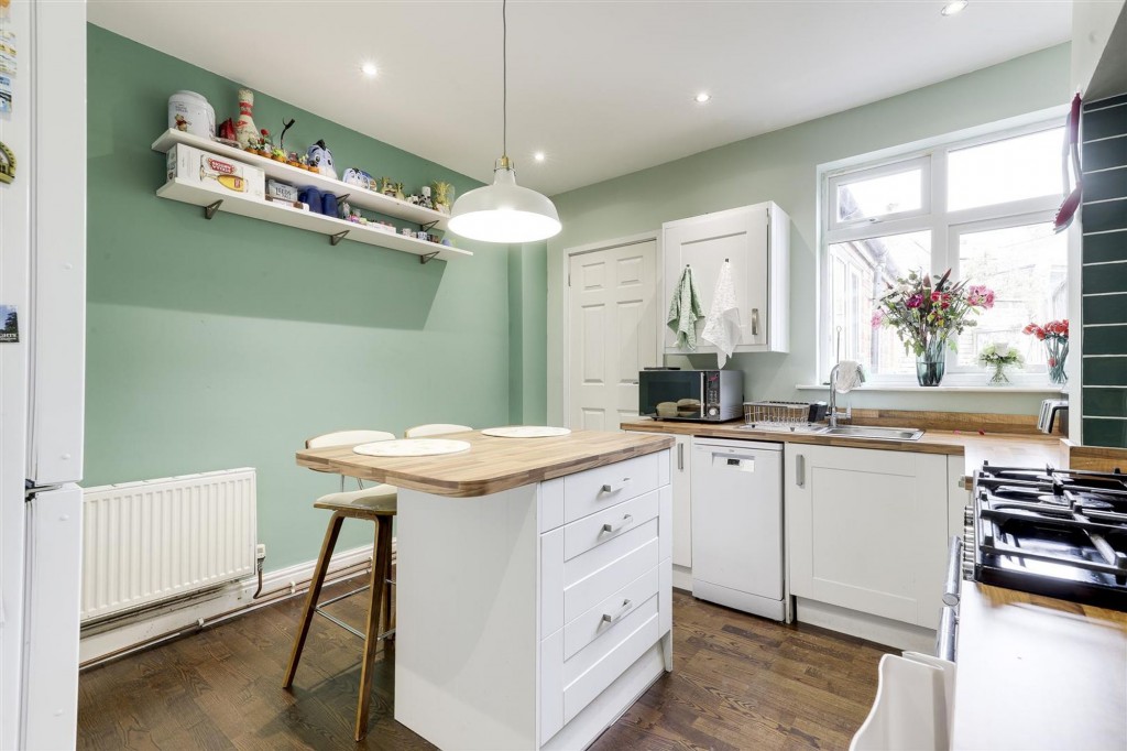 Dornoch Avenue, Nottingham, NG5