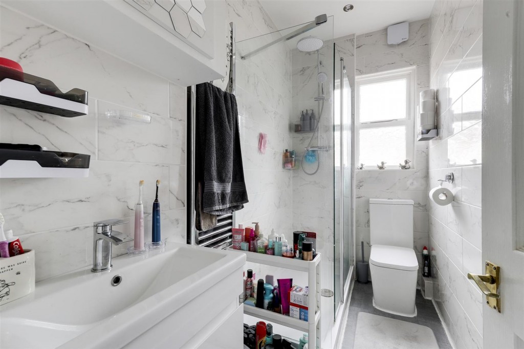 Dornoch Avenue, Nottingham, NG5