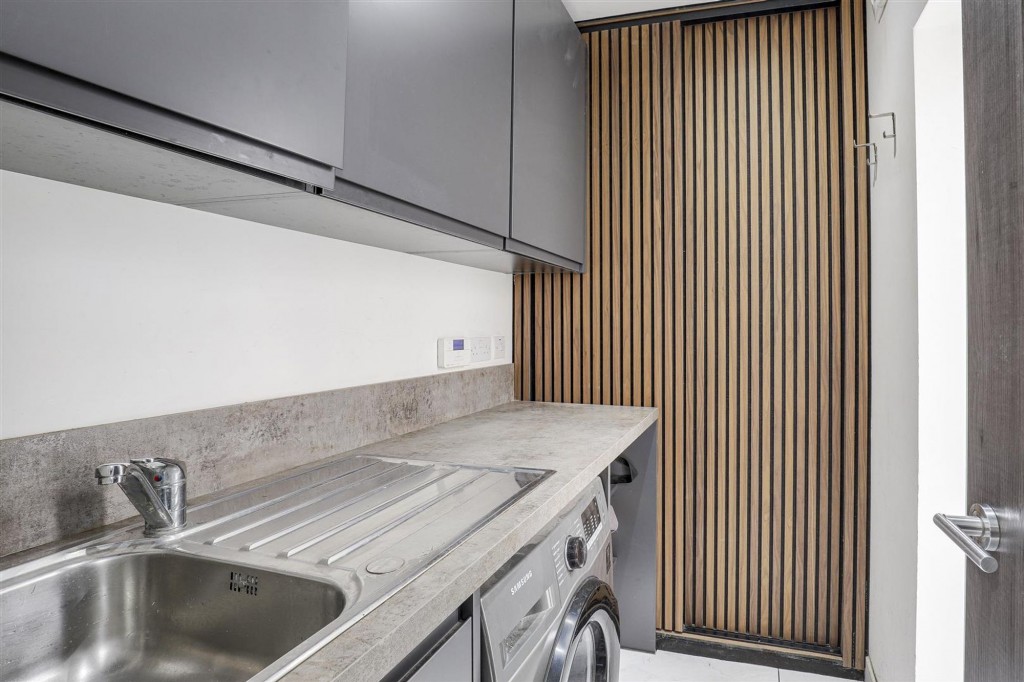 Landmere Lane, Ruddington, NG11